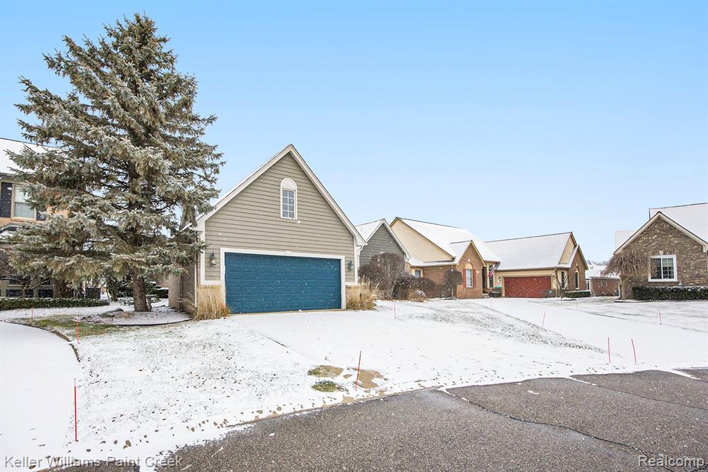 7943 Glacier Club Drive, Washington, MI — Photo 25