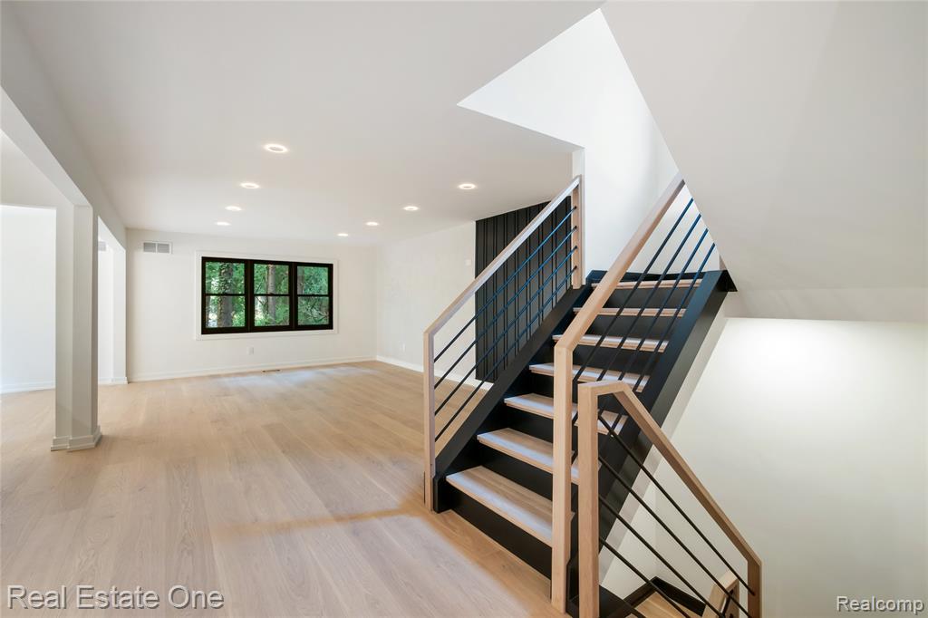 5584 N Adams Way, Bloomfield Hills, MI 48302 — Photo 6