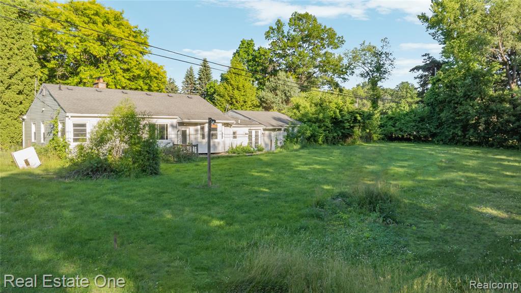 9585 N Eston Road, Clarkston, MI 48348 — Photo 55