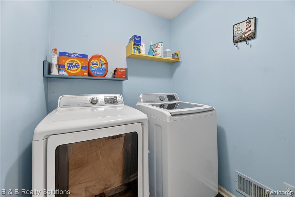 5769 Cobblestone Drive, North Branch, MI 48461 — Photo 20