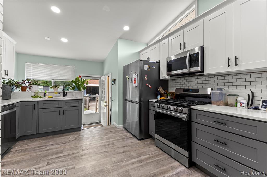7396 N Charlesworth Street, Dearborn Heights, MI 48127 — Photo 12