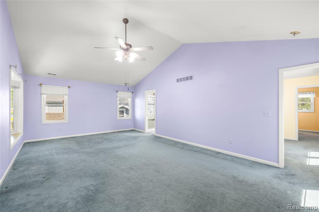4333 Hunters Drive, Highland, MI 48356 — Photo 28