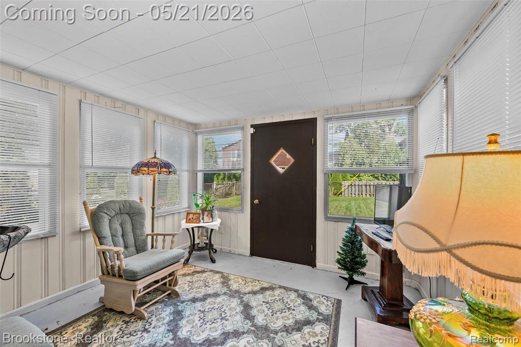 18474 Beverly Road, Beverly Hills, MI 48025 — Photo 13