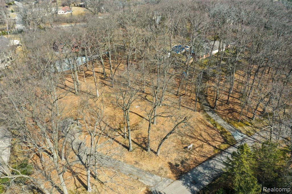 851 HIGHWOOD Drive, Bloomfield Hills, MI 48304 — Photo 2