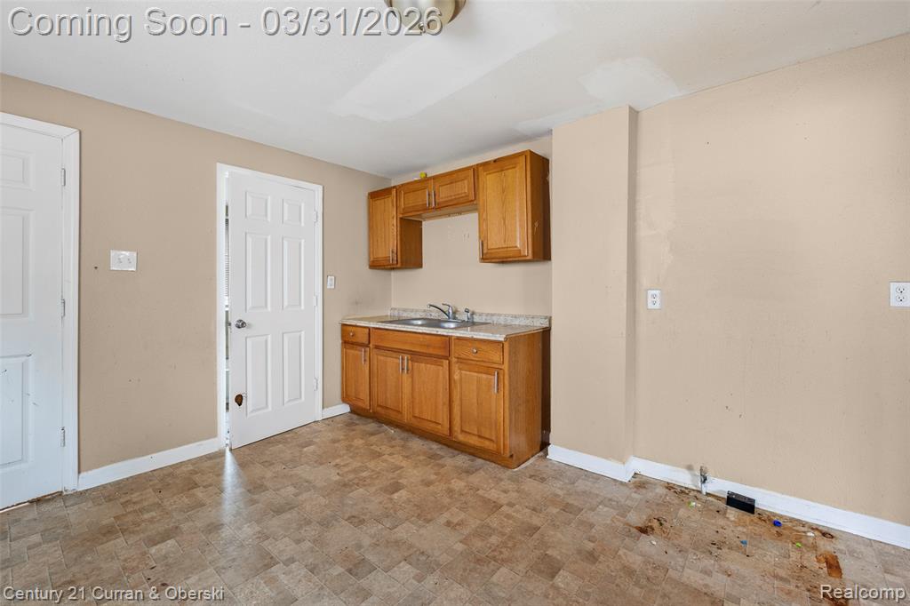 5647 Merritt Street, Detroit, MI 48209 — Photo 12