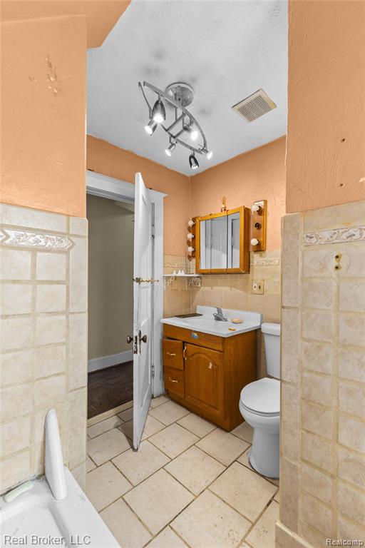 352 N Perry Street, Pontiac, MI 48342 — Photo 22