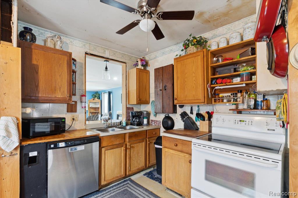 4242 SEEGER Street, Cass City, MI 48726 — Photo 10