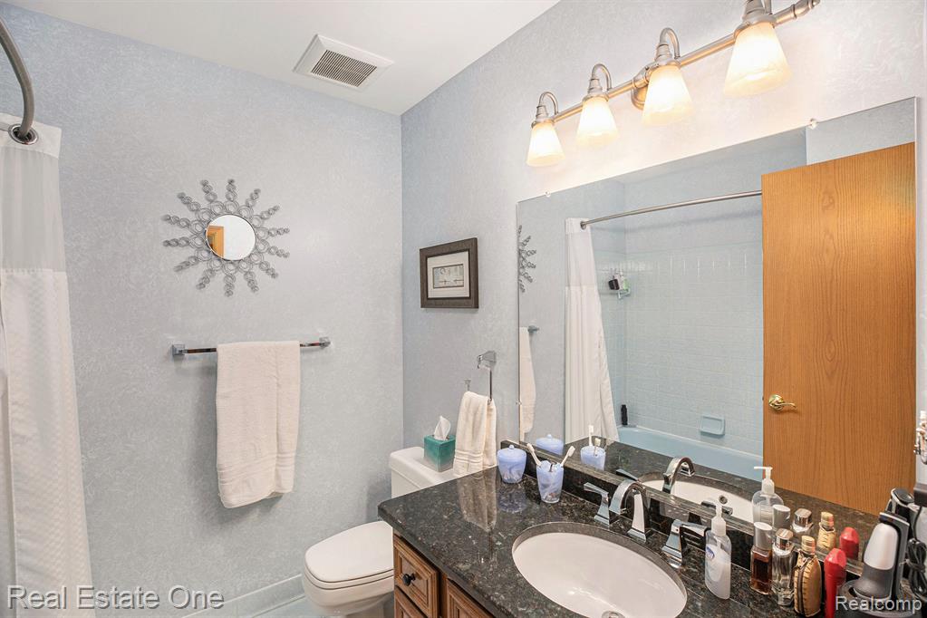 5208 Crowfoot Drive, Troy, MI 48085 — Photo 19