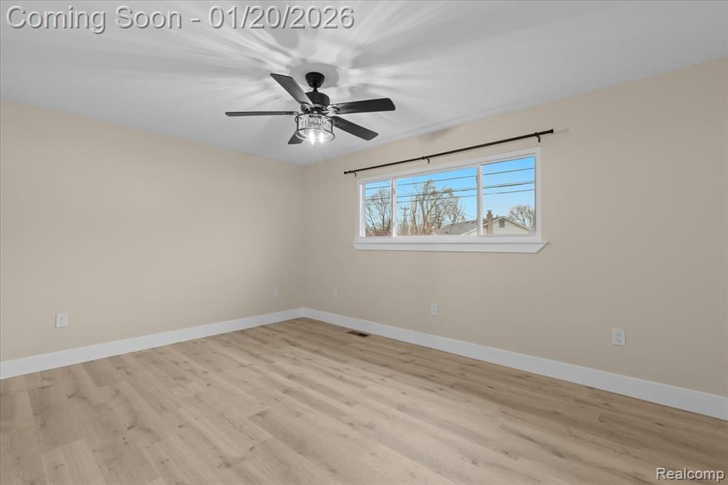 26044 Cherry Hill Road, Dearborn Heights, MI 48127 — Photo 15