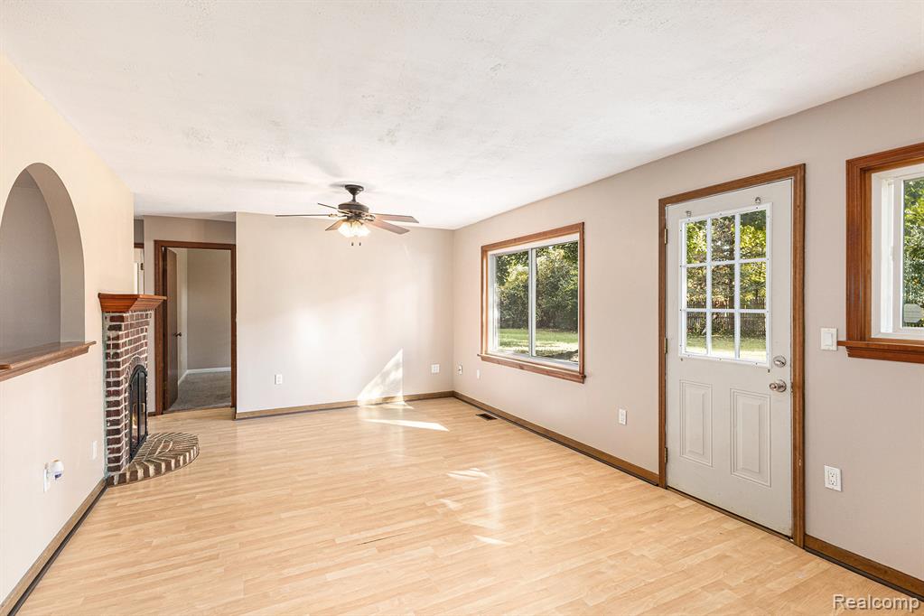 320 Barker Road, Whitmore Lake, MI 48189 — Photo 6