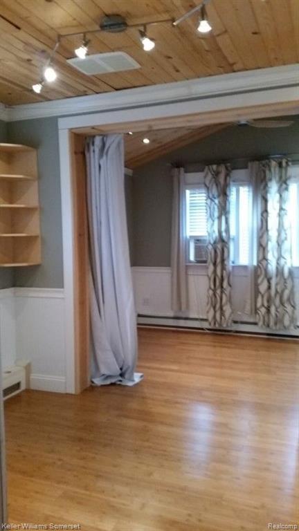 516 N WEST Street, Royal Oak, MI 48067 — Photo 22