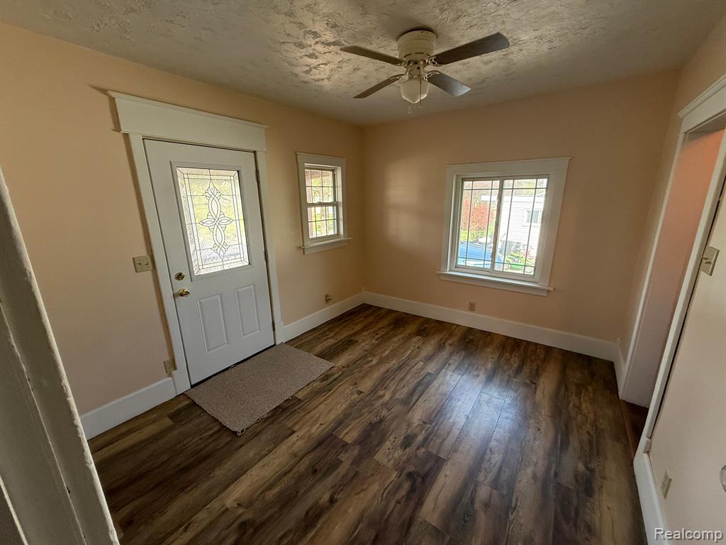 183 W GAMBLE Street, Caro, MI 48723 — Photo 6