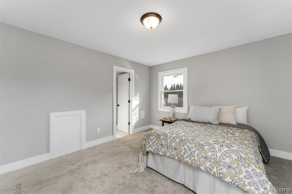 4824 Hyde Park Drive, Troy, MI 48085 — Photo 22