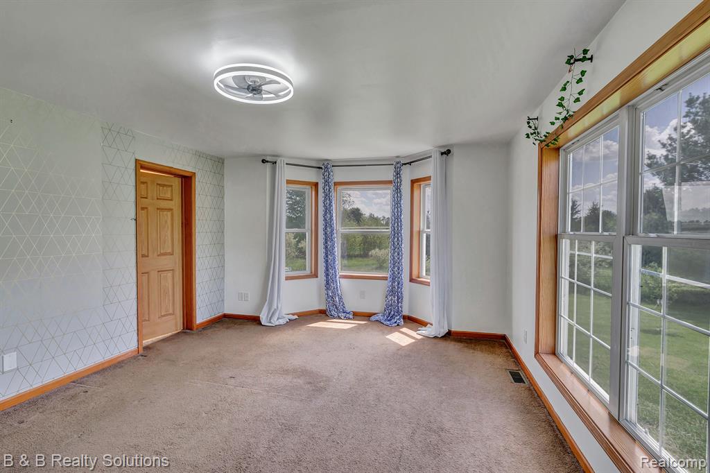 2864 N BLACKS CORNERS Road, Imlay City, MI 48444 — Photo 12