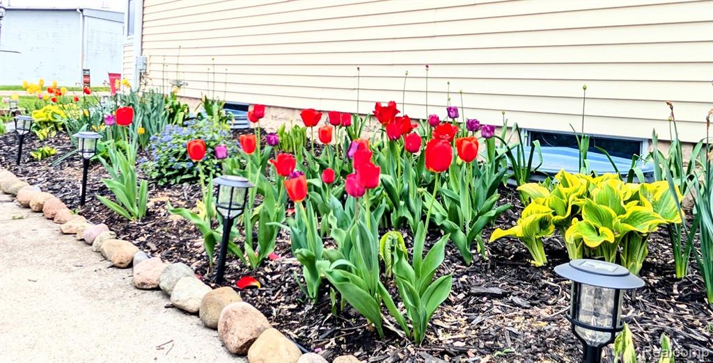 2278 Chapin Street, Grand Blanc, MI 48439 — Photo 25