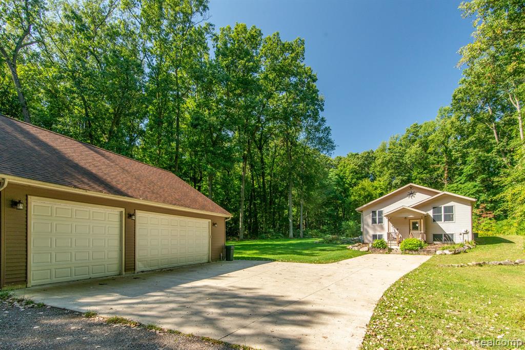 11375 CLINTON Road, Rives Junction, MI 49277 — Photo 4