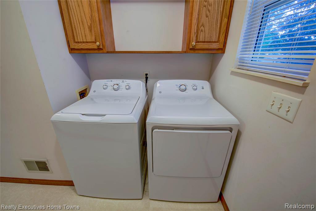 3232 Elecia Drive, Port Huron, MI 48060 — Photo 9