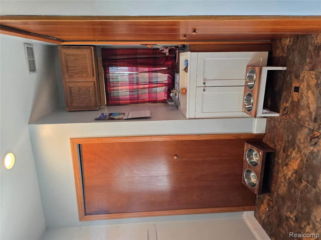 135 N Haven Street, Novi, MI 48377 — Photo 16