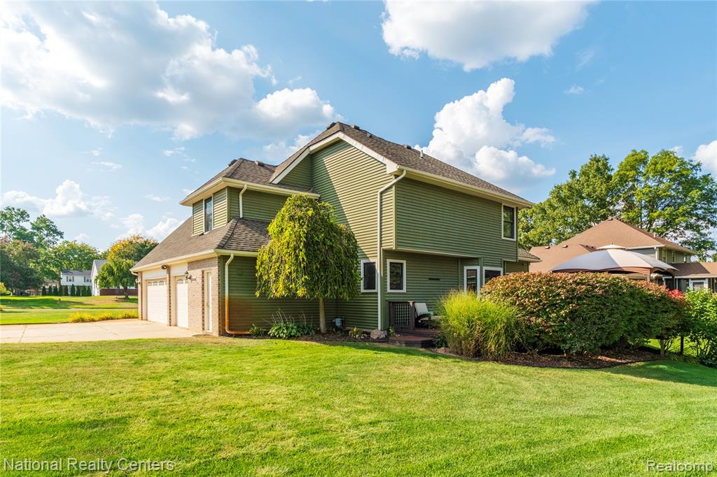 9859 Aylebury Drive, South Lyon, MI 48178 — Photo 7