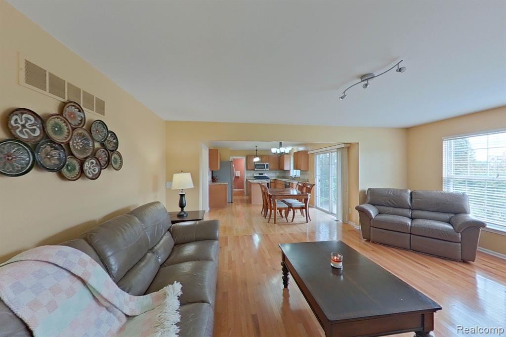 2285 STANTON Street, Canton, MI 48188 — Photo 9