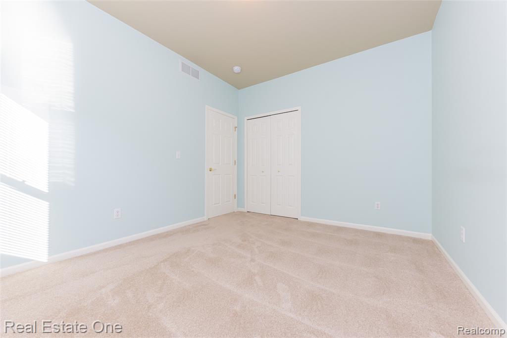 9970 Whispering Woods Drive, Pinckney, MI 48169 — Photo 26