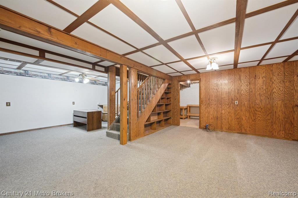 6452 E MAPLE Avenue, Grand Blanc, MI 48439 — Photo 35