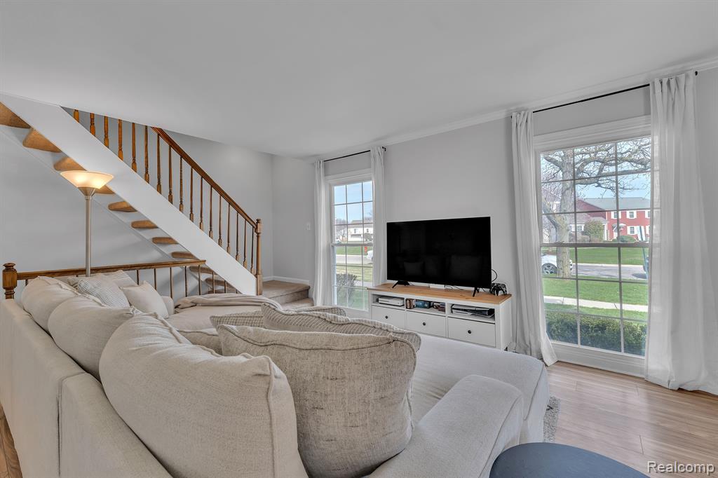 23625 STONEHENGE Boulevard, Novi, MI — Photo 7