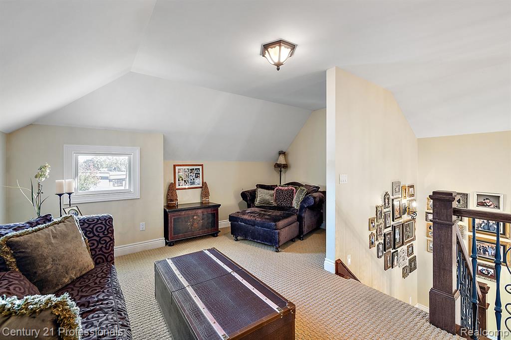 9916 King Road, Davisburg, MI 48350 — Photo 35