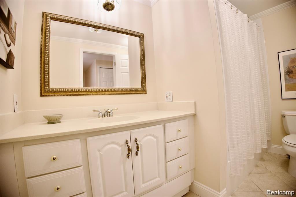 5234 BREEZE HILL, Troy, MI 48098 — Photo 30