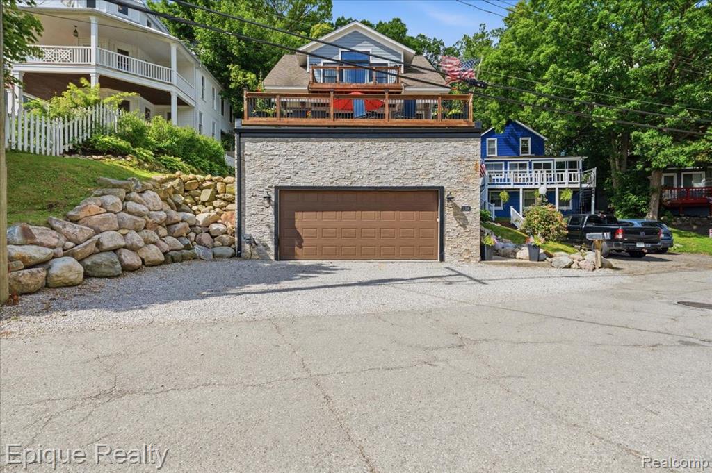 114 Bellevue Avenue, Lake Orion, MI 48362 — Photo 2