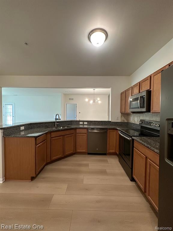 28289 S POINTE Lane, New Baltimore, MI — Photo 11