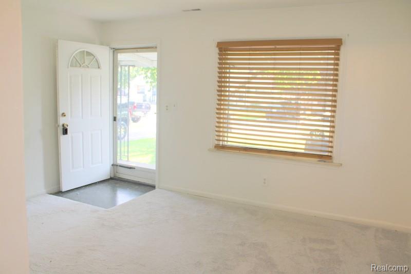 6036 Huron Street, Taylor, MI 48180 — Photo 8