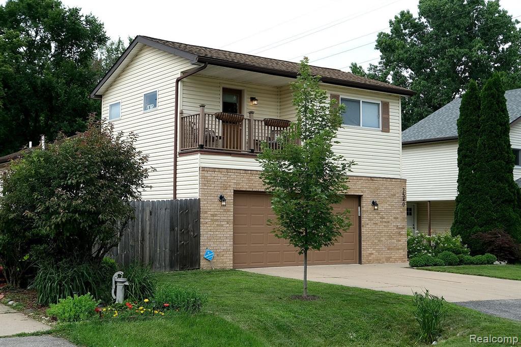 2540 SOUTHLAWN Street, Ypsilanti, MI 48197 — Photo 7