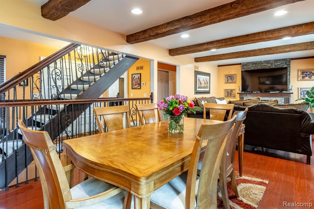 3 BLAIR Lane, Dearborn, MI 48120 — Photo 15