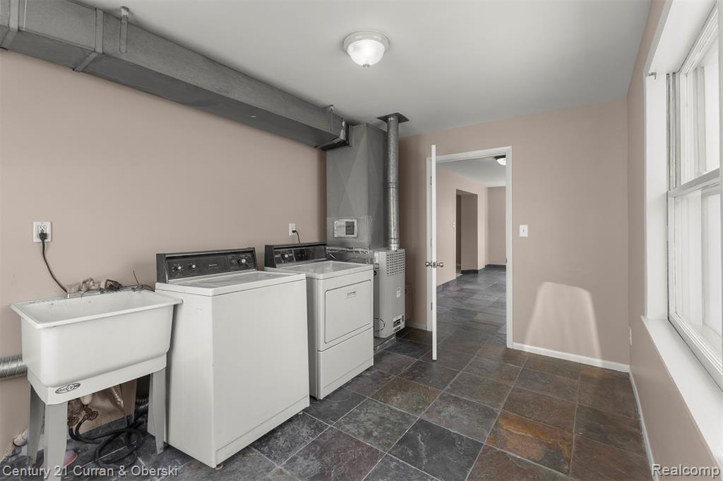 6905 N Beech Daly Road, Dearborn Heights, MI 48127 — Photo 15