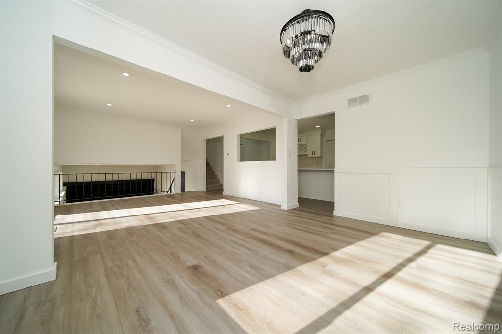 4060 Franklin Park Drive, Sterling Heights, MI 48310 — Photo 23