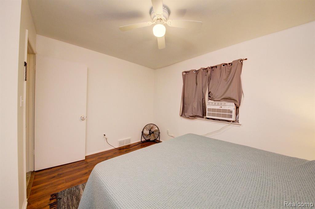 5221 VAN WINKLE Street, Brighton, MI 48116 — Photo 22