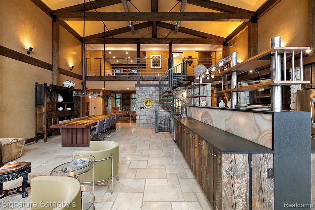7357 LINDENMERE Drive, Bloomfield Hills, MI 48301 — Photo 19