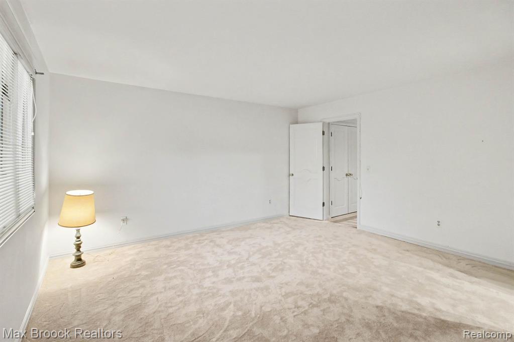 21850 Dover Court, Beverly Hills, MI 48025 — Photo 21