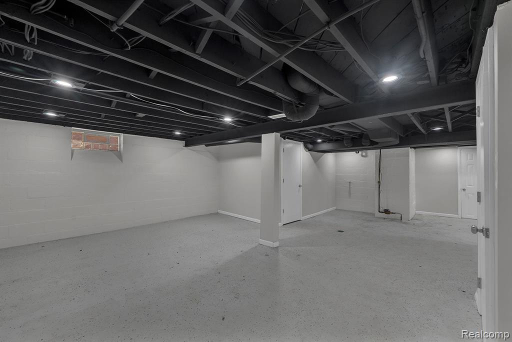 18961 Pennington Drive, Detroit, MI 48221 — Photo 21