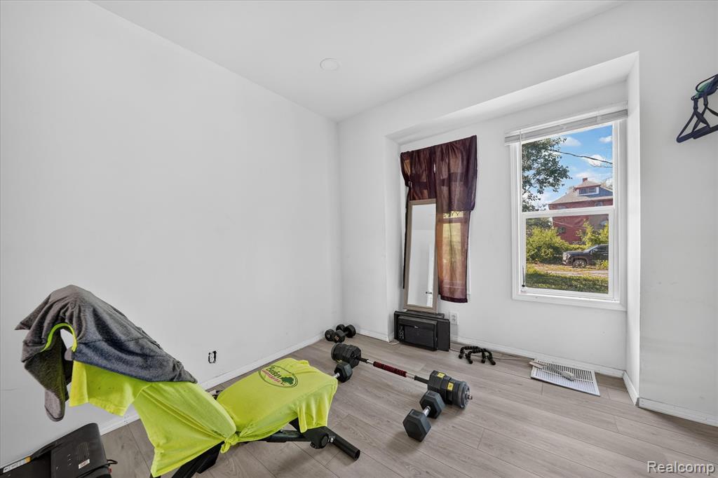 5070 Vancouver Street, Detroit, MI 48204 — Photo 13