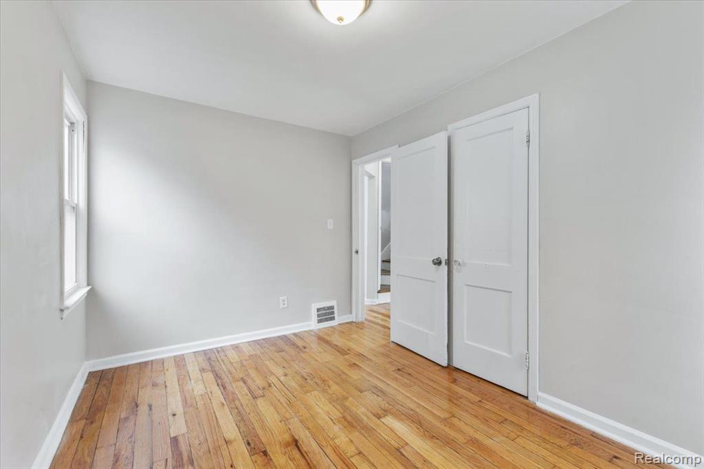 6303 UNIVERSITY, Detroit, MI 48224 — Photo 11