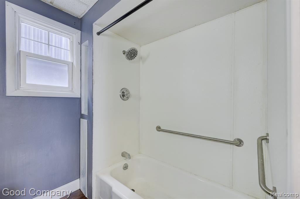 736 E Meyers Avenue, Hazel Park, MI 48030 — Photo 22