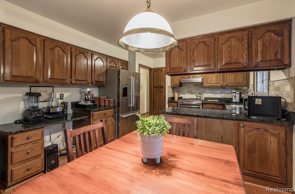 4614 Lehigh Drive, Troy, MI 48098 — Photo 20