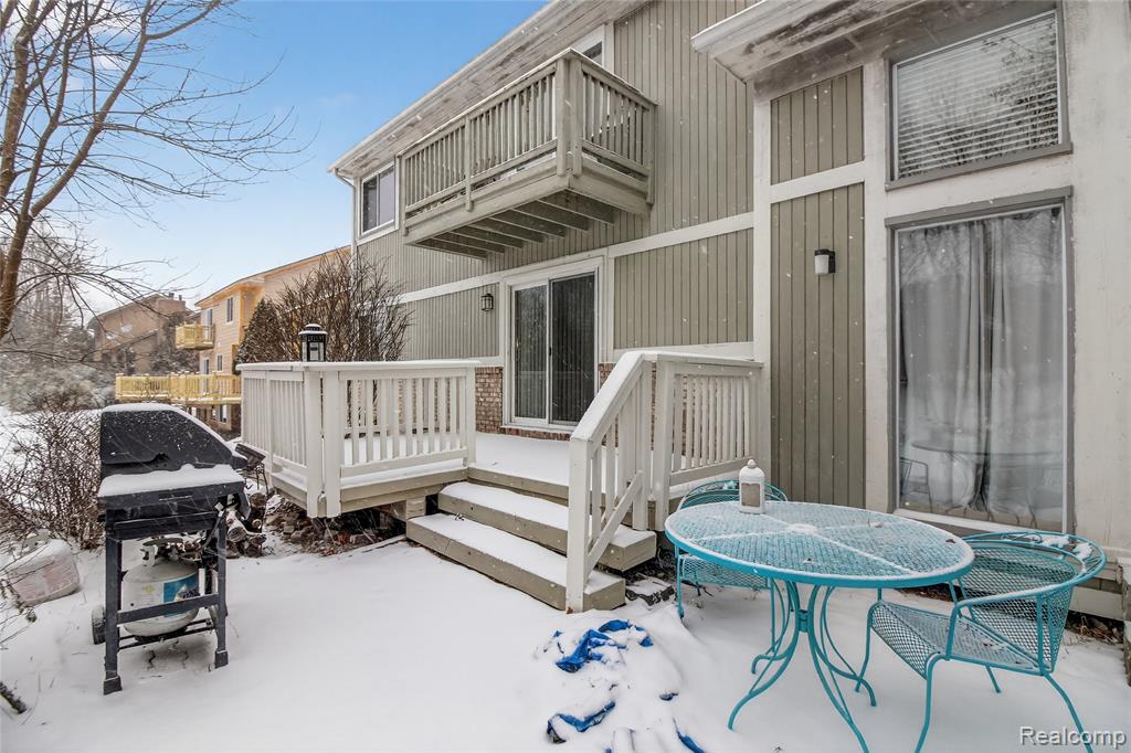 5148 Woodrun Court, West Bloomfield, MI 48323 — Photo 41