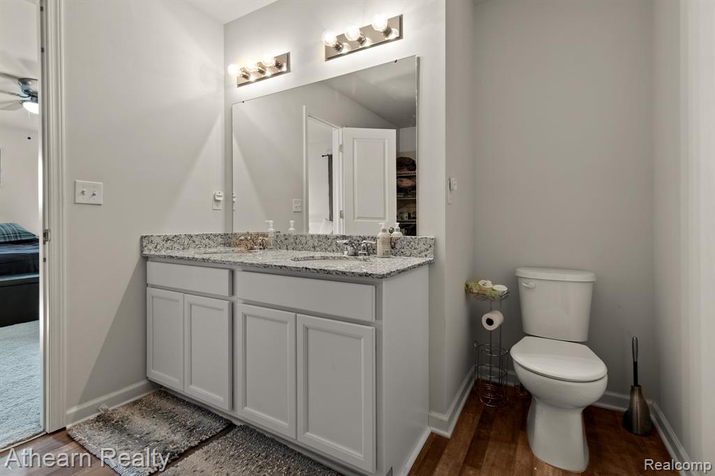6102 Weyerbacher Drive, Swartz Creek, MI 48473 — Photo 28