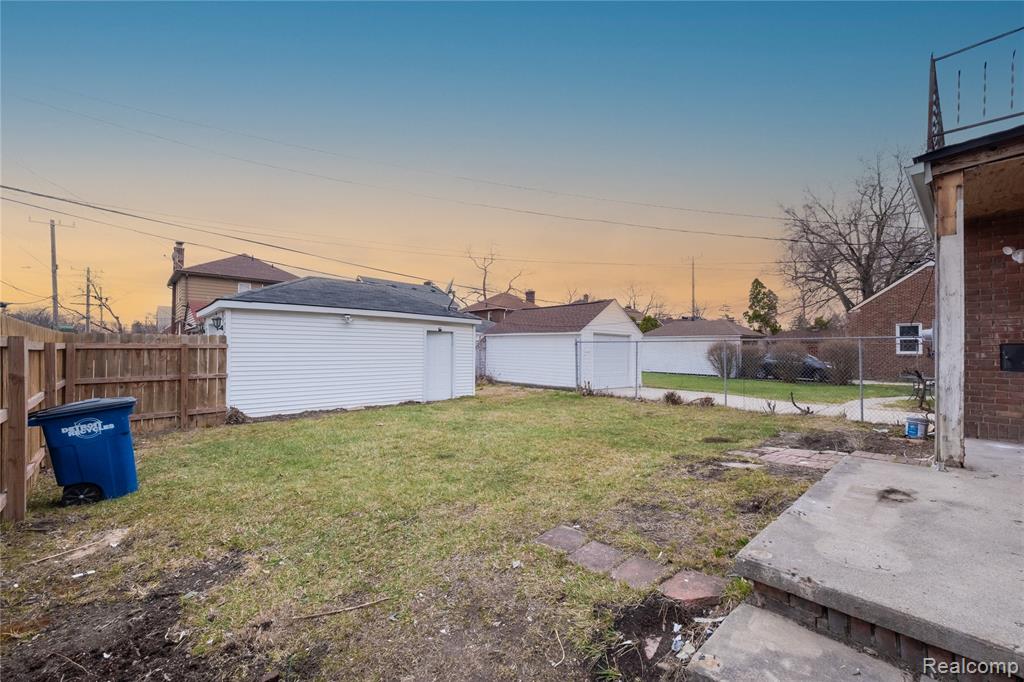16703 Archdale Street, Detroit, MI 48235 — Photo 23