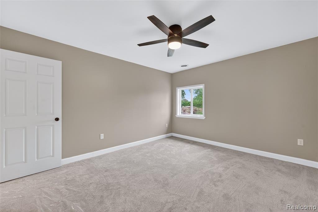 24784 Ashley Court, Redford, MI 48239 — Photo 29