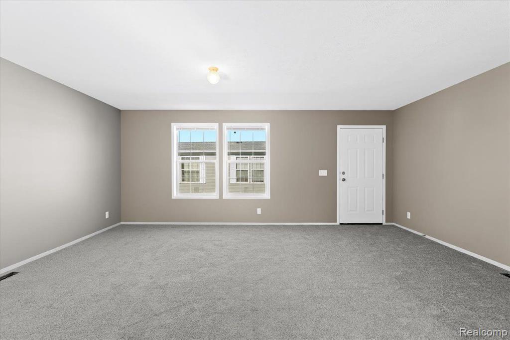11934 CEDARBROOK Drive, South Lyon, MI 48178 — Photo 5