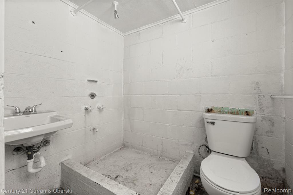 4913 Middlesex Street, Dearborn, MI 48126 — Photo 21